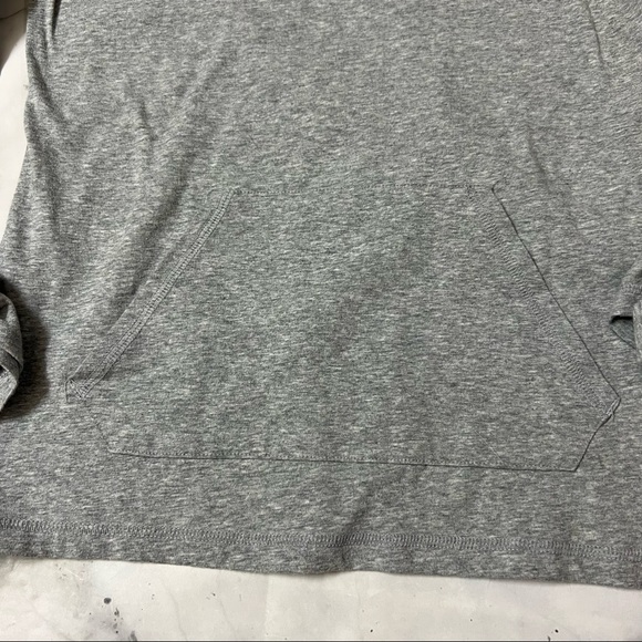 Puma Hooded Long Sleeve Gray Top - Picture 4 of 6